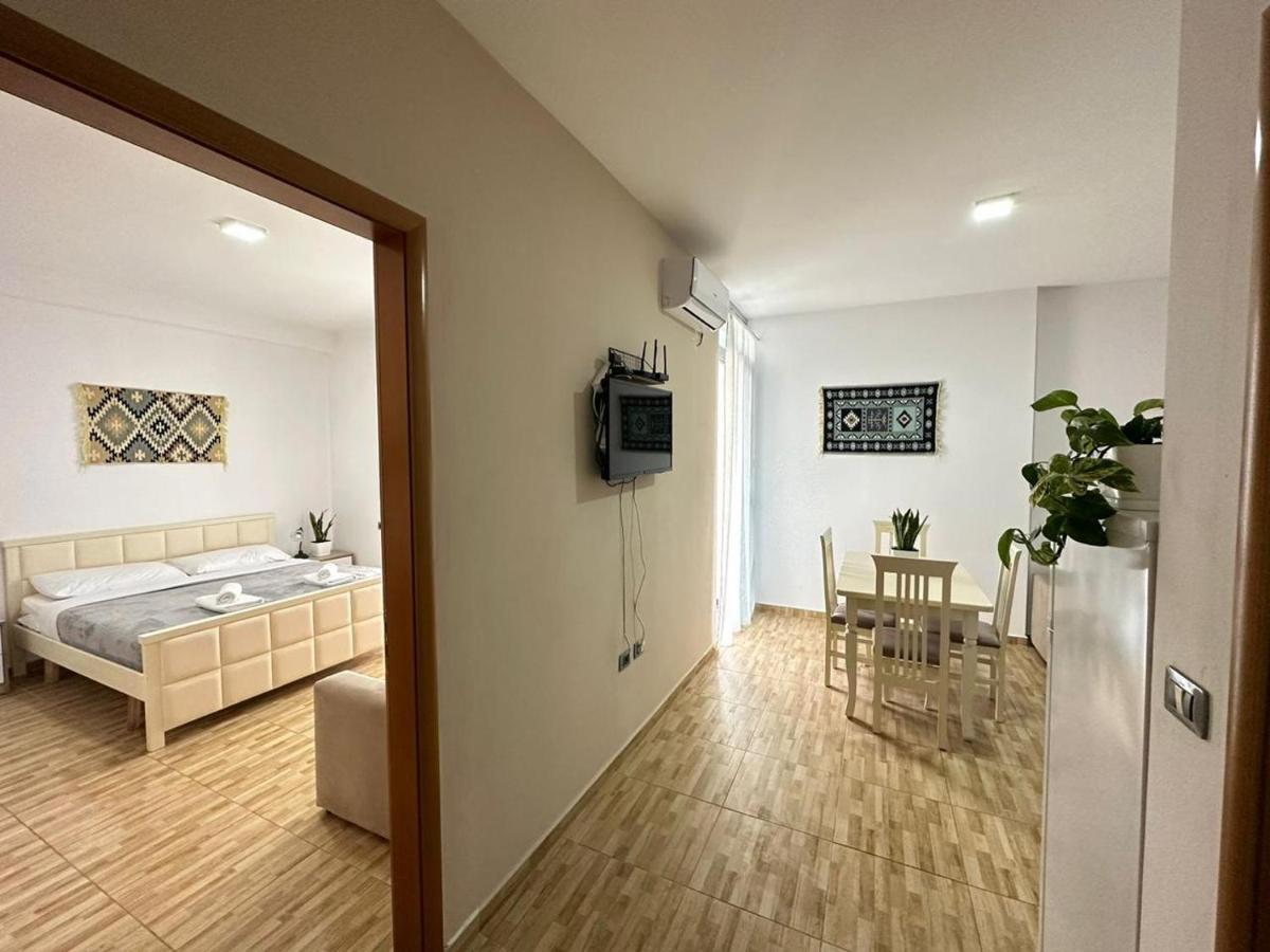 Trea Accomodations - Despacito Port Side فلورا المظهر الخارجي الصورة